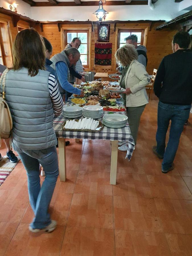Maison d'hôtes Etno Selo Vrelo & Camping à Berane Extérieur photo